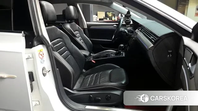 Volkswagen Arteon 2019 Белый из Кореи, фото 2