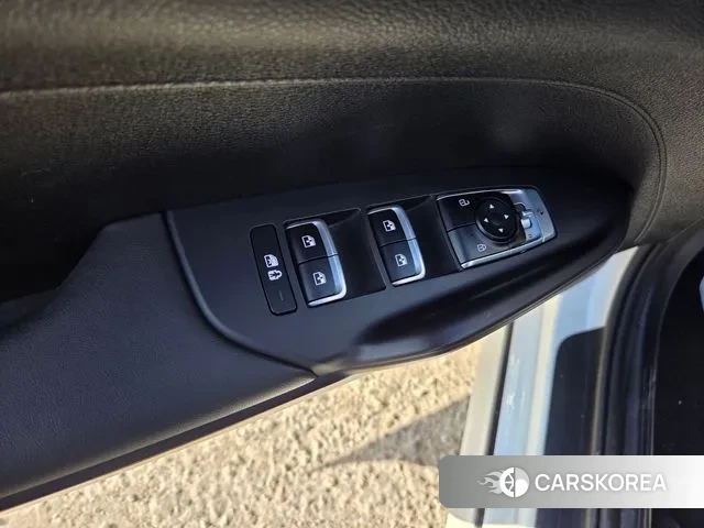 Kia K5 3rd generation 2023 Белый из Кореи, фото 2