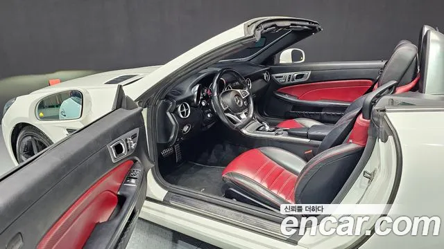Mercedes-Benz SLC-Class R172 2019 Белый из Кореи, фото 2
