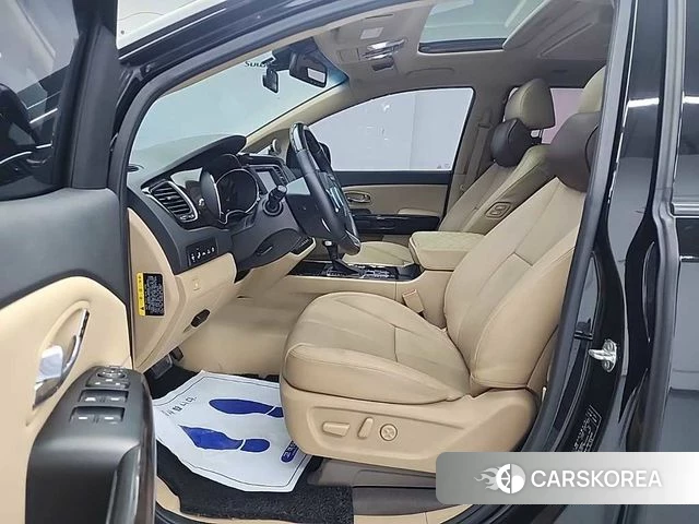 Kia The New Carnival 2019 Черный из Кореи, фото 2
