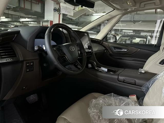 Toyota Elfa 2025 Серебристо-серый из Китая, фото 2
