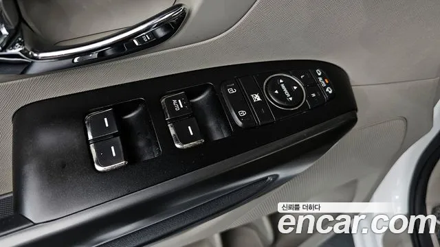 Kia The New Carnival 2018 Белый из Кореи, фото 2