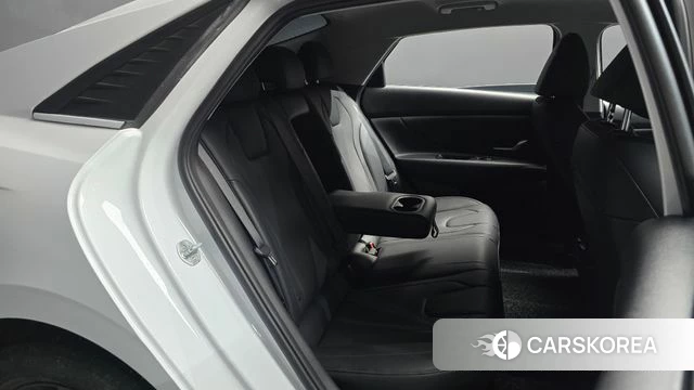 Hyundai Avante (CN7) 2021 Белый из Кореи, фото 2