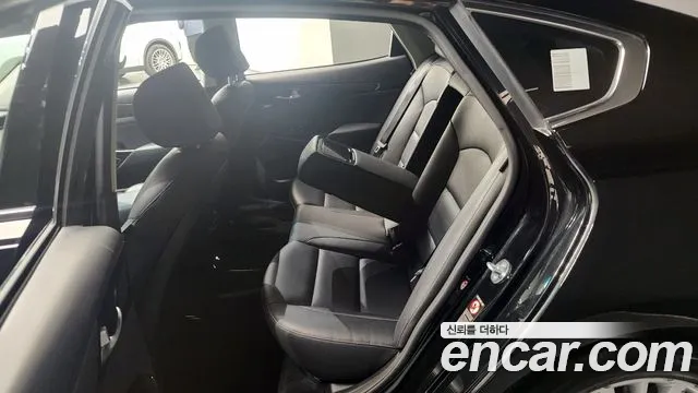 Kia K7 Premier 2021 Черный из Кореи, фото 2