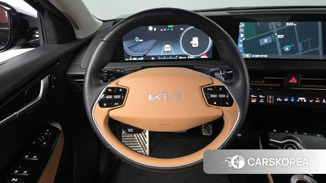 Kia EV6 2023 Черный из Кореи, фото 2