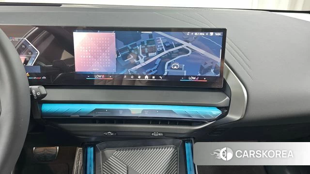 BMW X3 (G45) 2025 Светло-серебряный цвет из Кореи, фото 2