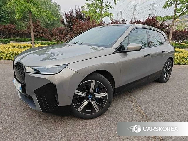 BMW iX 2025 Темно-серый из Китая, фото 2