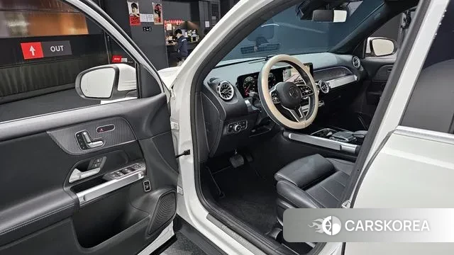 Mercedes-Benz GLB-Class X247 2022 Белый из Кореи, фото 2