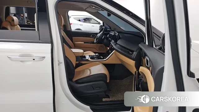 Kia Carnival 4th generation 2022 Белый из Кореи, фото 2