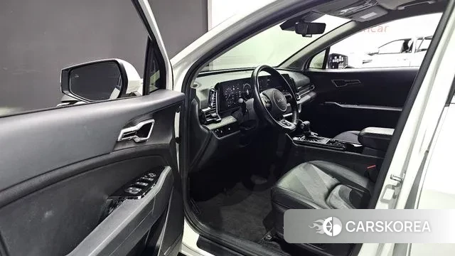 Kia Sportage 5th Generation 2023 Белый из Кореи, фото 2