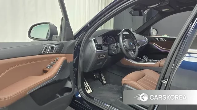 BMW X5 (G05) 2022 Черный из Кореи, фото 2