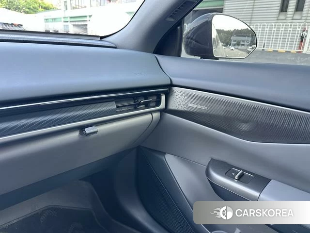 Lynk 07 EM-P 2025 Черный из Китая, фото 2