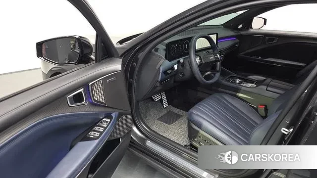 Kia The New K8 Hybrid 2025 Серый из Кореи, фото 2