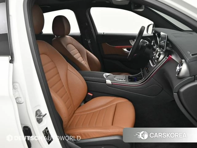 Mercedes-Benz GLC-Class X253 2021 Белый из Кореи, фото 2
