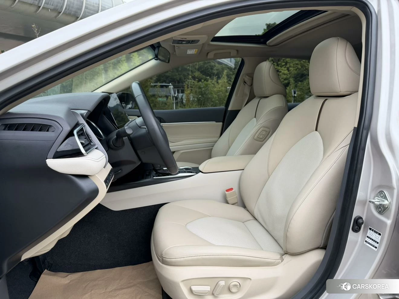 Toyota Camry 2021 Шампань из Китая, фото 2