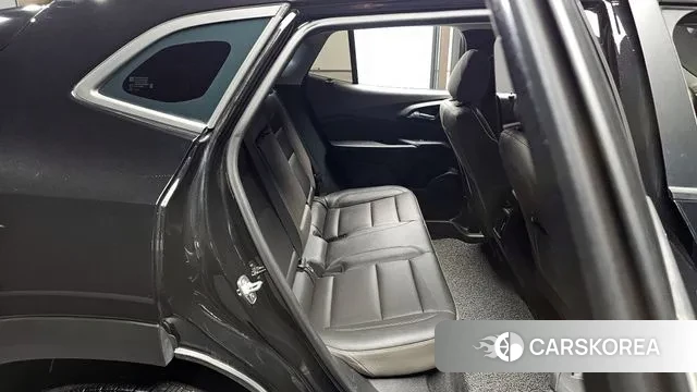 Chevrolet (GM Daewoo) Trax Crossover 2023 Черный из Кореи, фото 2