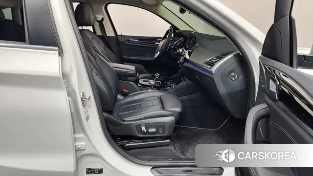 BMW X4 (G02) 2023 Белый из Кореи, фото 2