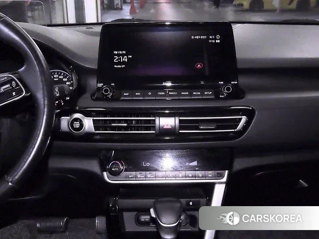 Kia Seltos 2021 Белый из Кореи, фото 2