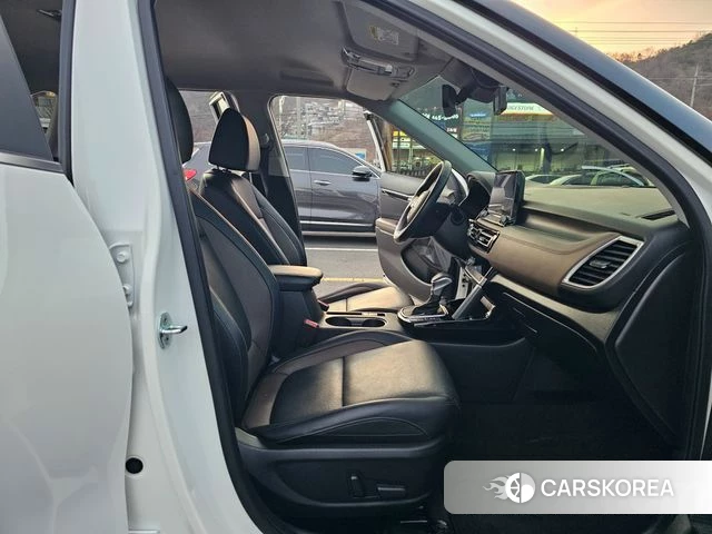 Kia Seltos 2021 Белый из Кореи, фото 2