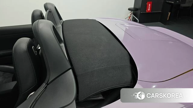Porsche 718 Boxster 2018 Фиолетовый из Кореи, фото 2