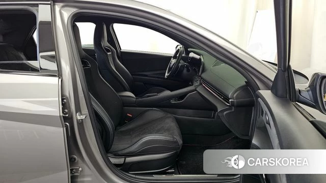 Hyundai Avante (CN7) 2022 Серый из Кореи, фото 2