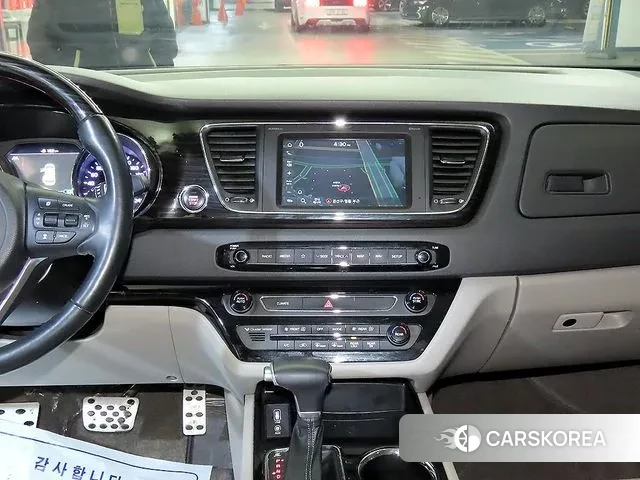 Kia The New Carnival 2019 Серый из Кореи, фото 2