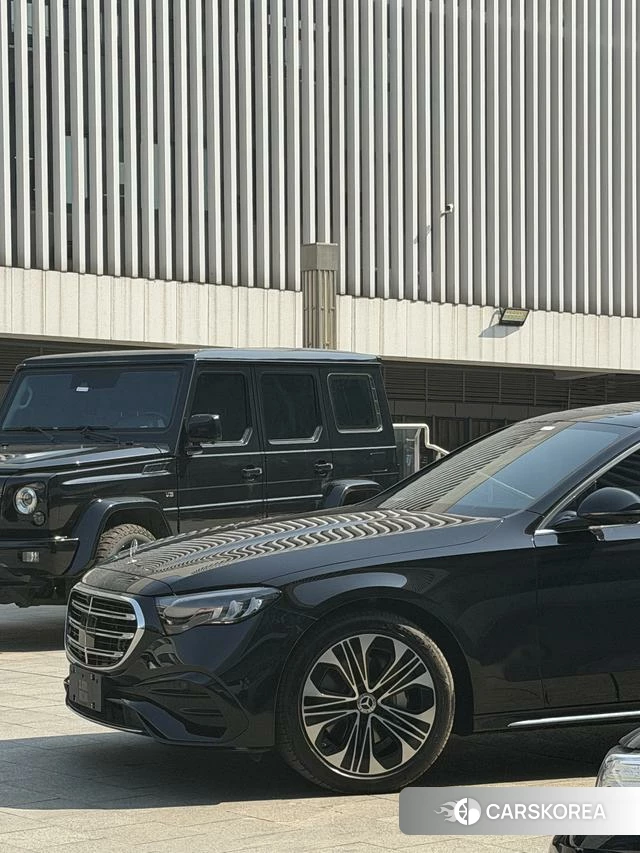 Mercedes-Benz E-class 2024 Черный из Китая, фото 2