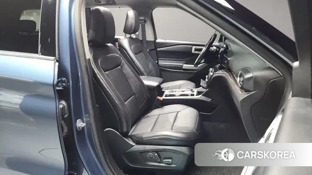Ford Explorer 6th Generation 2020 Небесно-голубой из Кореи, фото 2