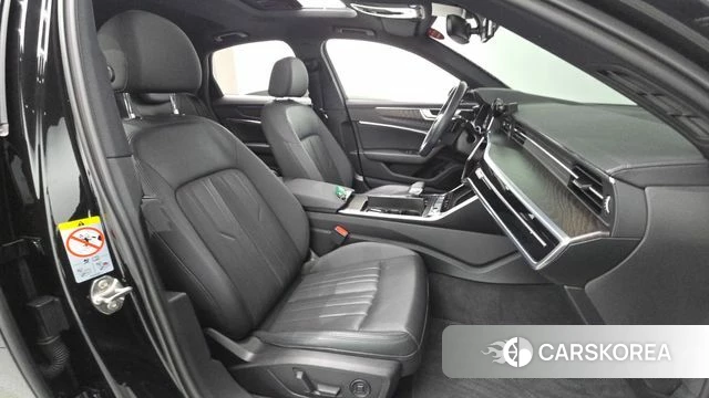 Audi A6 (C8) 2021 Черный из Кореи, фото 2