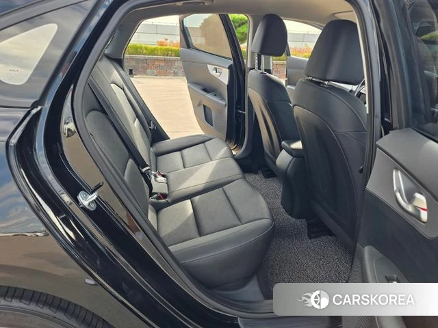 Kia The New K3 2nd generation 2021 Черный из Кореи, фото 2