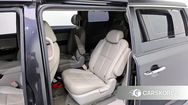 Kia The New Carnival 2018 Серый из Кореи, фото 2