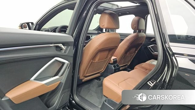 Audi Q3 (F3) 2025 Черный из Кореи, фото 2