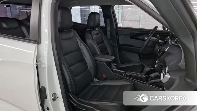 Chevrolet (GM Daewoo) Trailblazer 2021 Белый из Кореи, фото 2