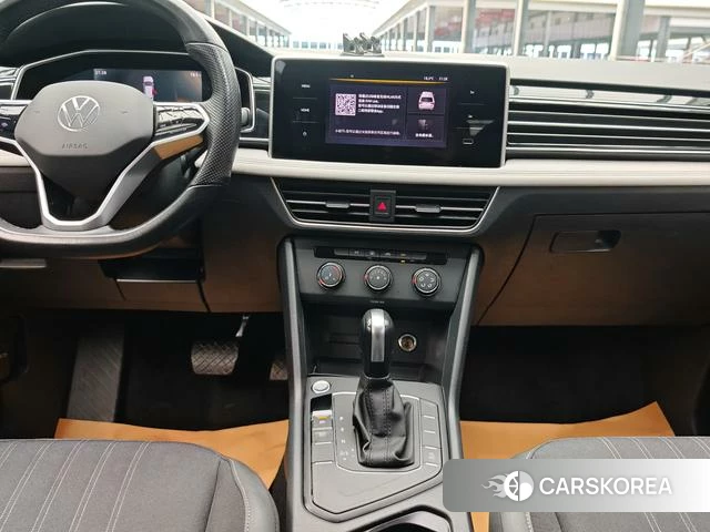 Volkswagen Tiguan L 2022 Белый из Китая, фото 2