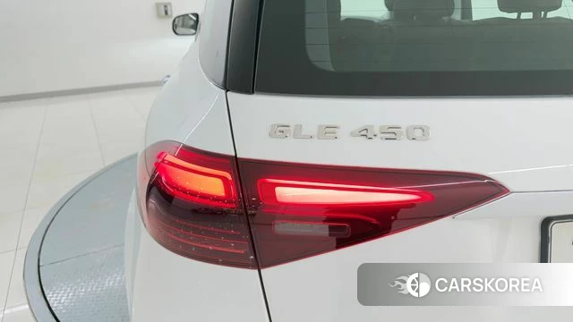 Mercedes-Benz GLE-Class W167 2025 Белый из Кореи, фото 2