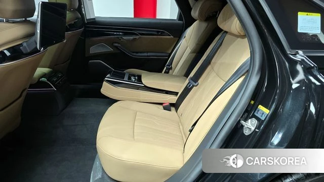 Audi A8 (D5) 2021 Черный из Кореи, фото 2