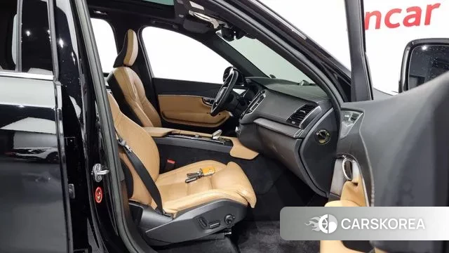 Volvo XC90 second Generation 2022 Черный из Кореи, фото 2