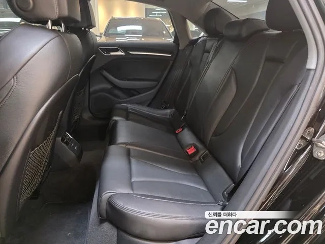 Audi New A3 2018 Черный из Кореи, фото 2