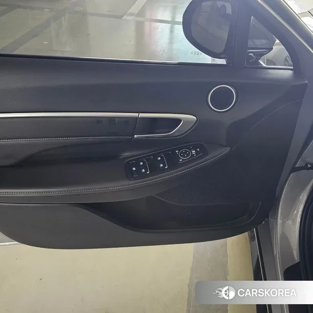 Hyundai Sonata D Edge (DN8) 2025 Серебристо-серый из Кореи, фото 2