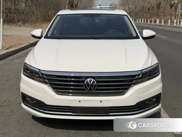 Volkswagen Lavida 2021 Белый из Китая, фото 2