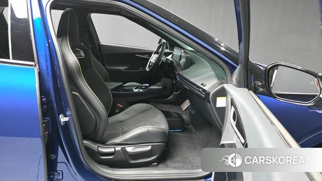 Kia EV6 2023 Синий из Кореи, фото 2