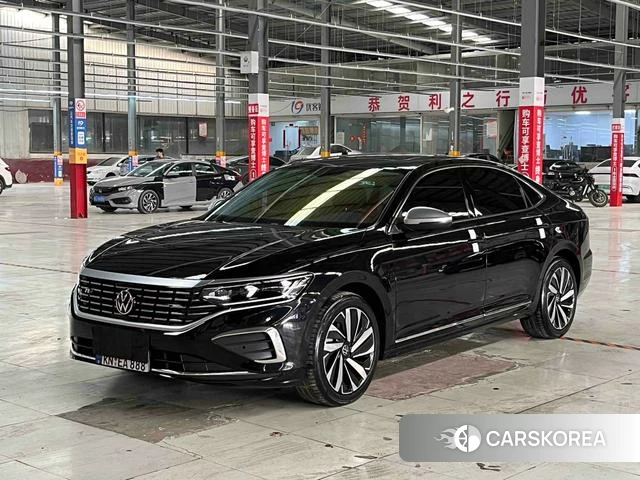 Volkswagen Passat 2024 Черный из Китая, фото 2