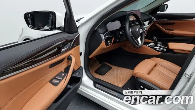 BMW 5 Series (G30) id 2653637 из Кореи 2