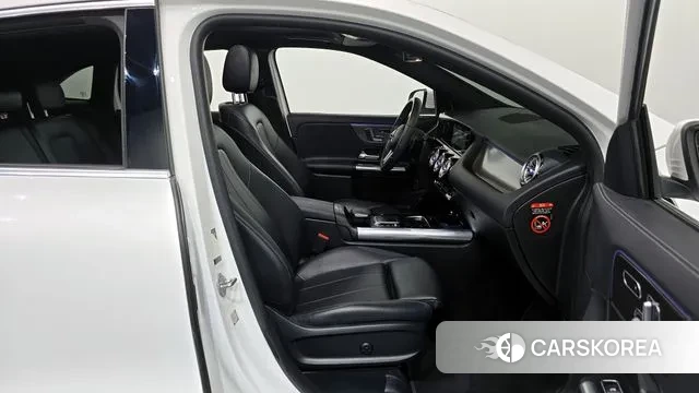 Mercedes-Benz GLA - Class H247 2021 Белый из Кореи, фото 2