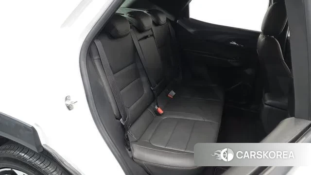 Chevrolet (GM Daewoo) The New Trail Blazer 2023 Белый из Кореи, фото 2