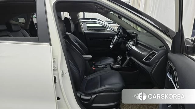 Kia Seltos 2019 Белый из Кореи, фото 2