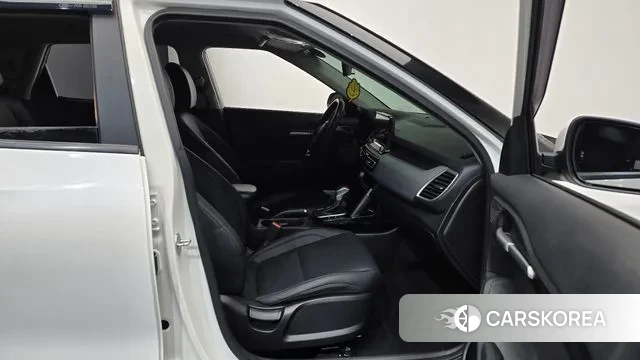 Kia Seltos 2022 Белый из Кореи, фото 2