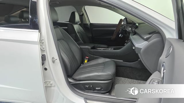 Hyundai Sonata D Edge (DN8) 2024 Белый из Кореи, фото 2