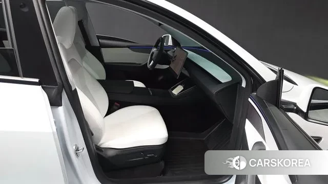 Tesla Model Y 2025 Белый из Кореи, фото 2