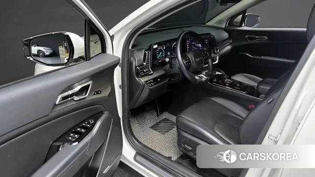 Kia Sportage 5th Generation Hybrid 2024 Белый из Кореи, фото 2